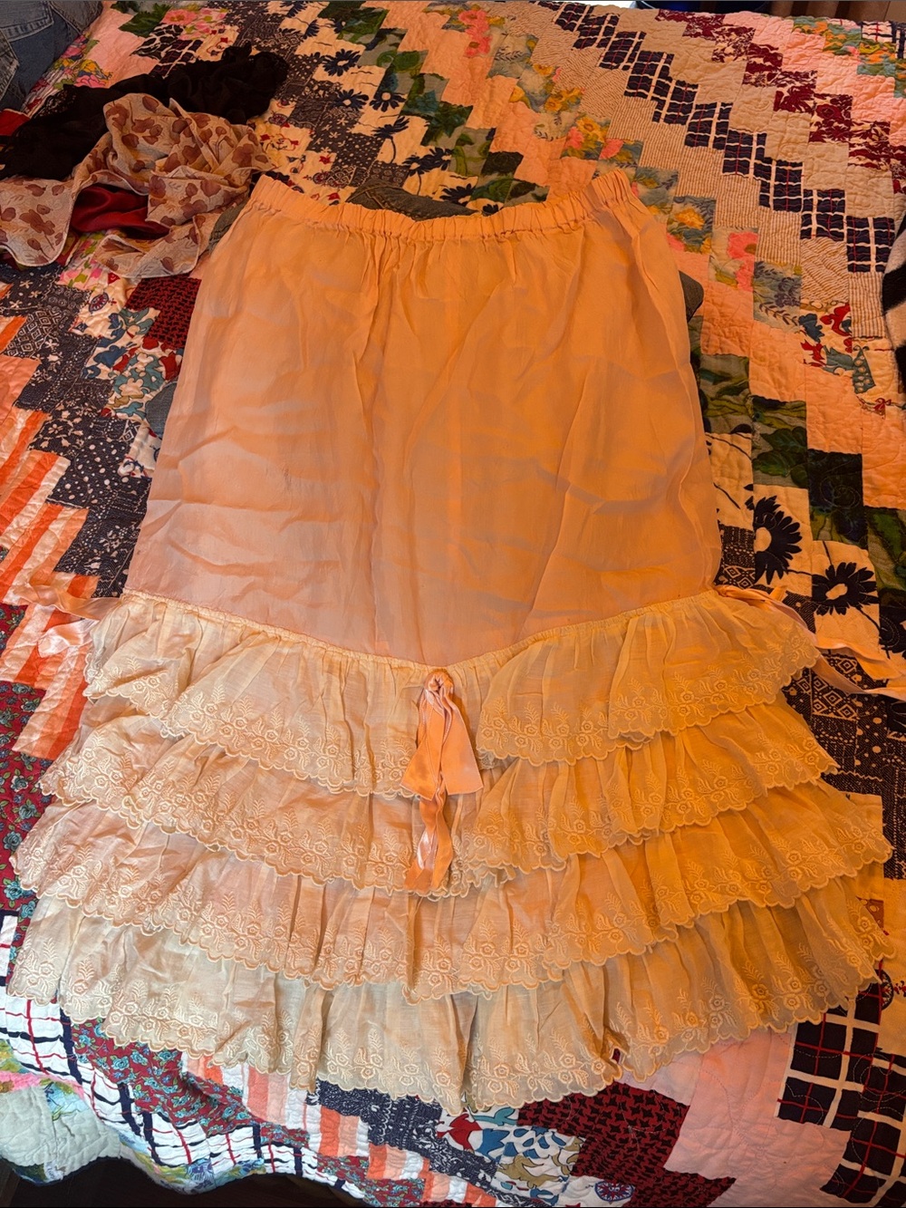 Antique silk Romantic Tiered Lace Ruffle Skirt - Pink